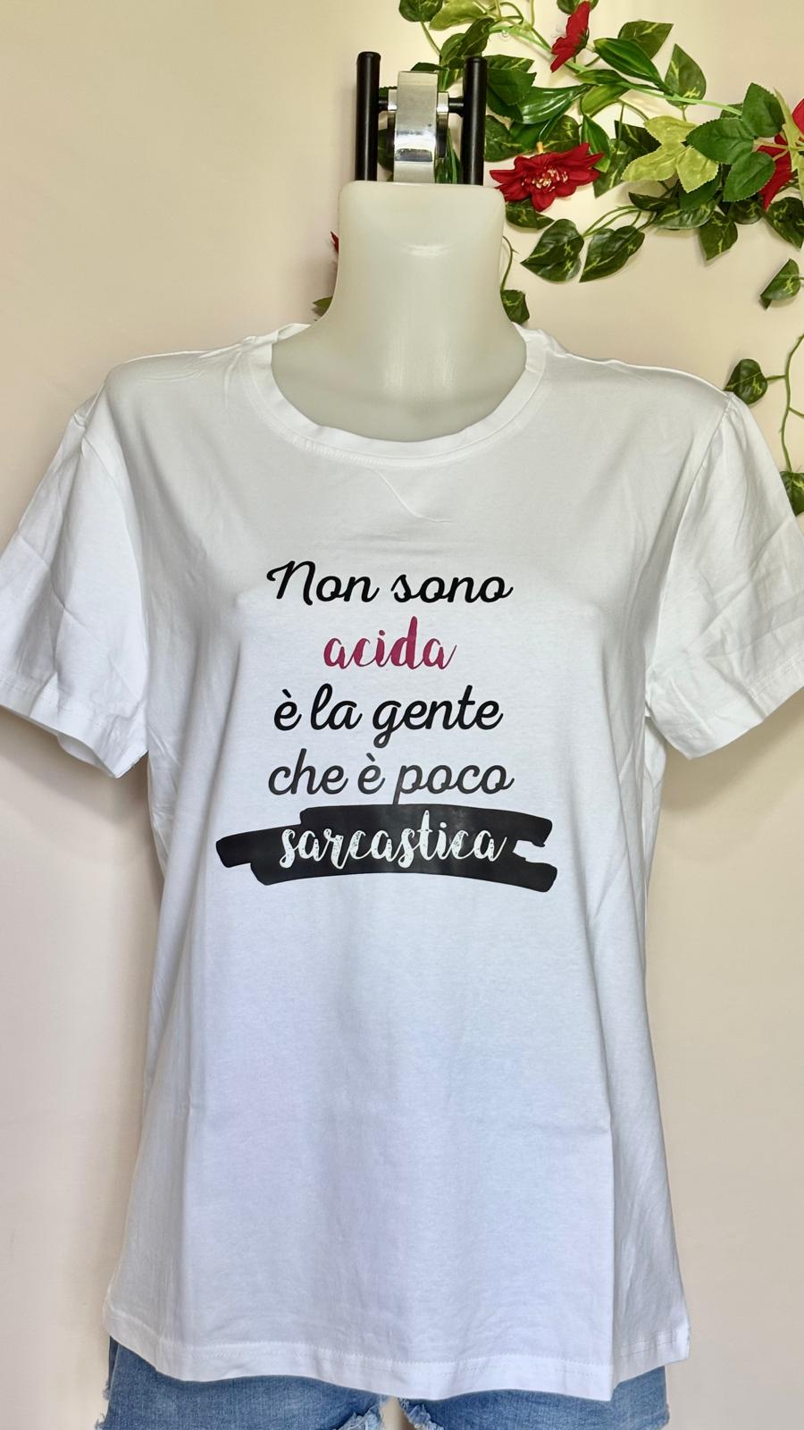T-shirt scritte stampate